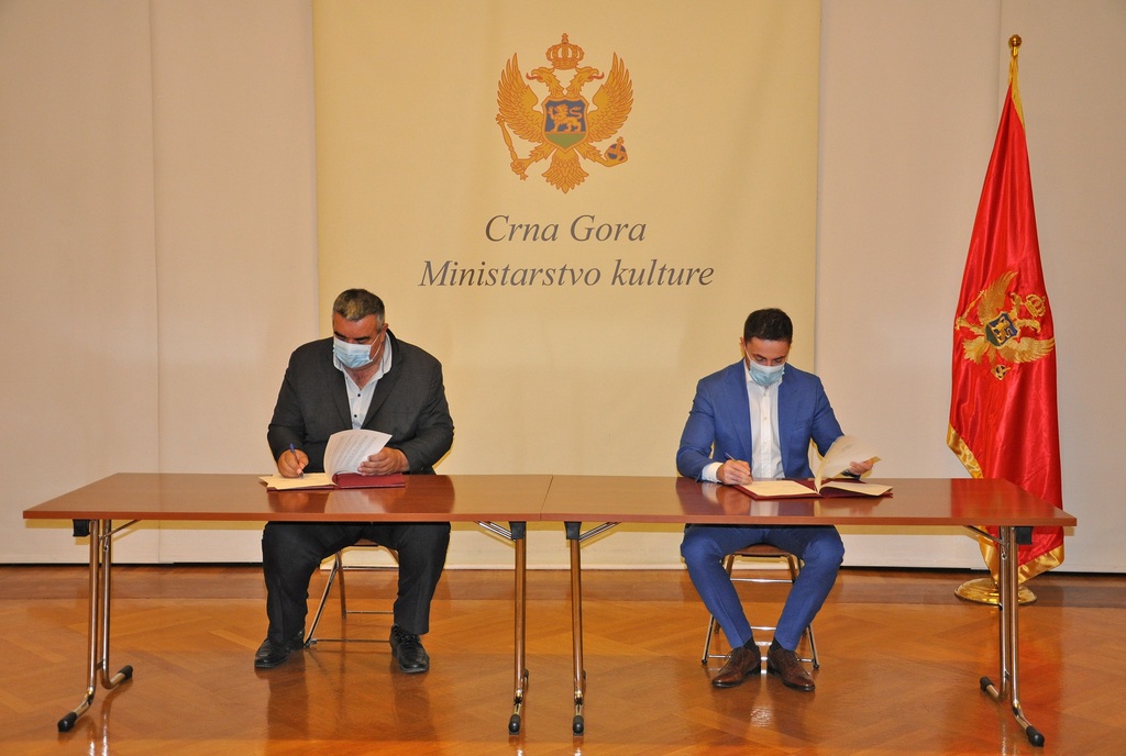 Obezbijeđeno 1.8 miliona eura za stanove zaposlenih u kulturi