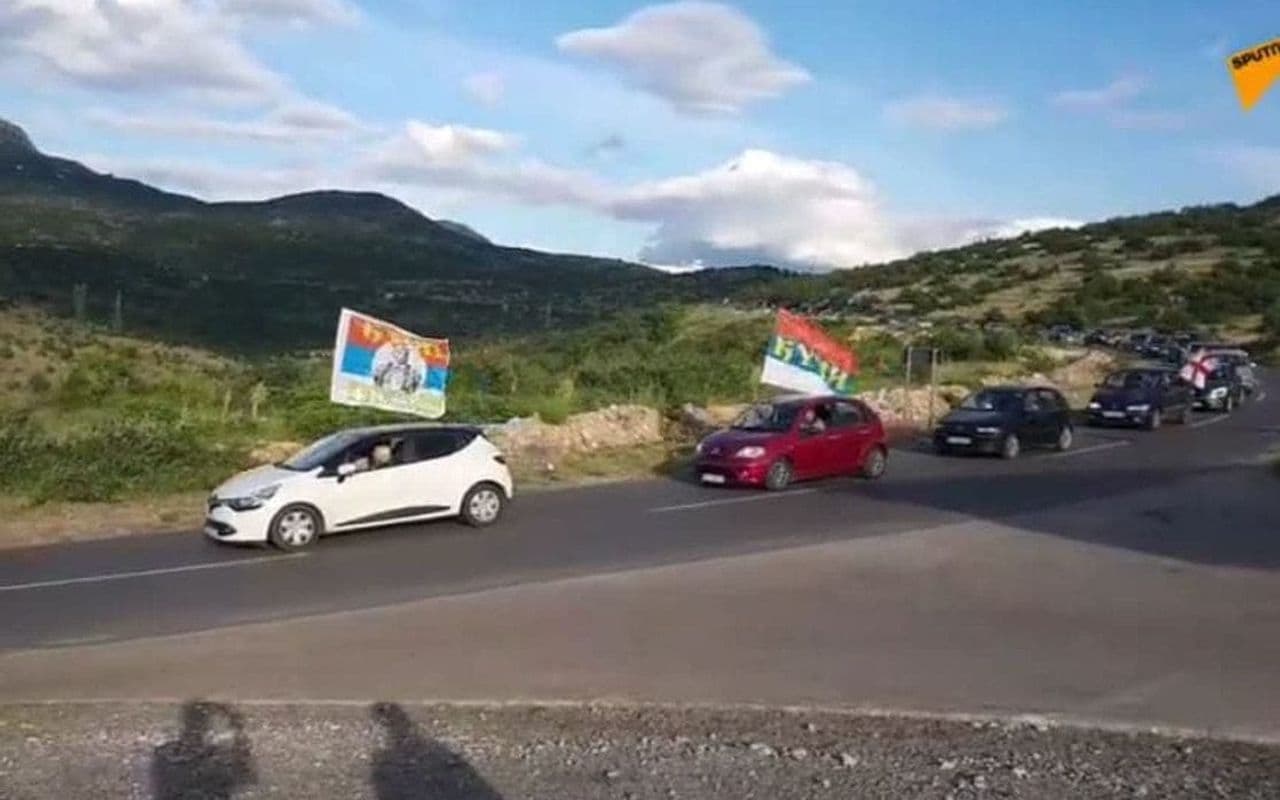 U Podgorici i Beranama večeras održane takozvane auto-litije