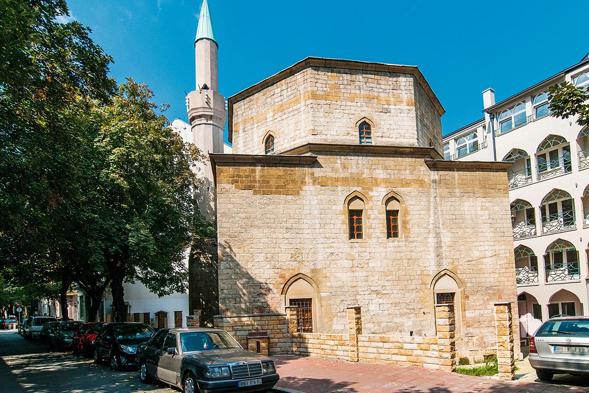 Bajram-namaz klanjan u Bajrakli džamiji u Beogradu