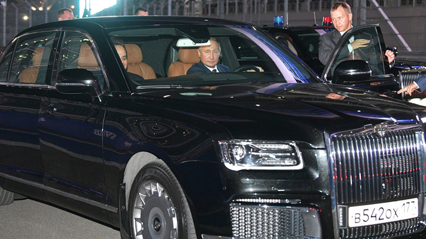 Putinova limuzina MOŽE DA IZDRŽI NUKLEARNI UDAR!