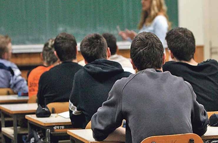 Ćalasan: Moguće odlaganje eksterne mature