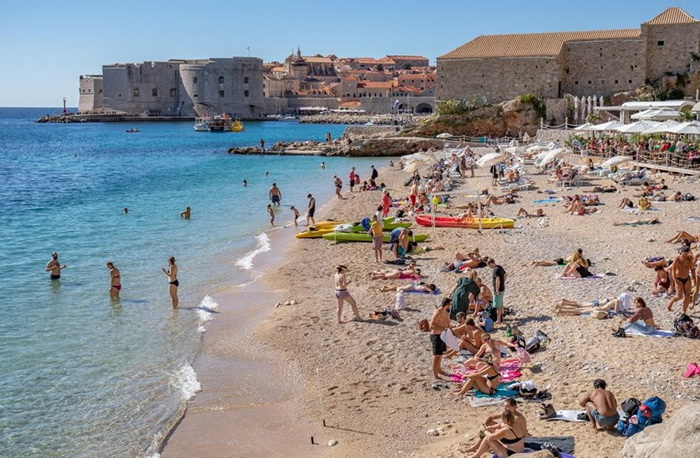 Njemci spašavaju hrvatski turizam