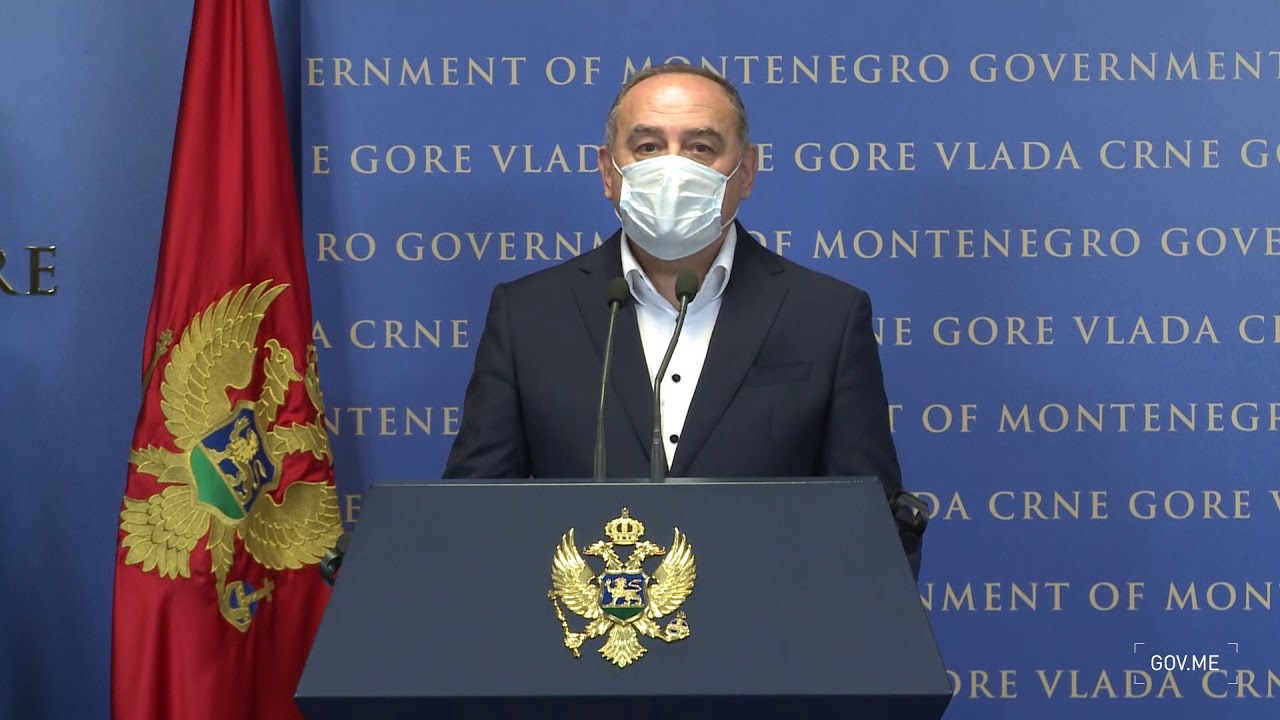 Simović: Moramo biti disciplinovani, nema ostajanja doma, javno zdravlje se brani i ekonomijom