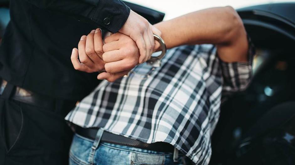 Uhapšen Nikšićanin, pronađena opojna droga metadon