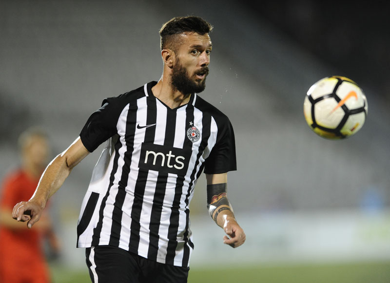 Pozitivacn crnogorski reprezentativac: Korona zahvatila i Partizan