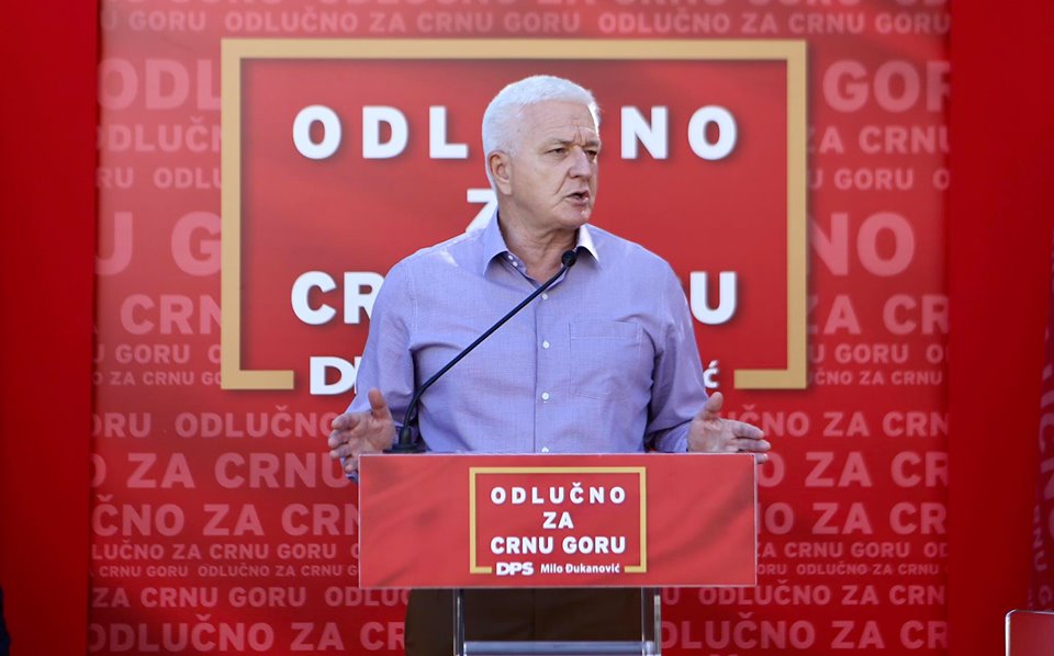 Marković u Tuzima: U nedjelju stvari stavljamo na svoje mjesto, crkva i vjernici u manastire, a izabrana vlast sa građanima da vodi državu