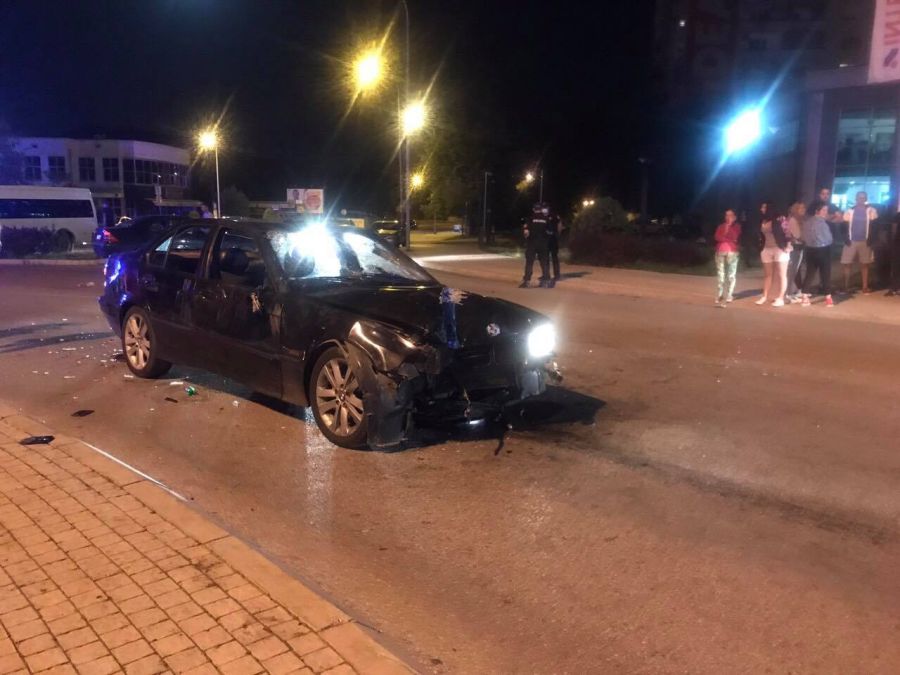 Nikšić: Automobilom uletio u pješake, više osoba povrijeđeno