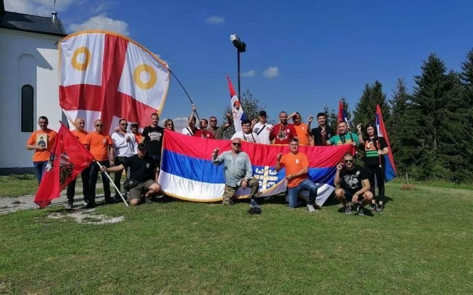 Obraz“, „Zavetnici“ i „Janjičari“ pravi organizatori auto-litije u Srbiji