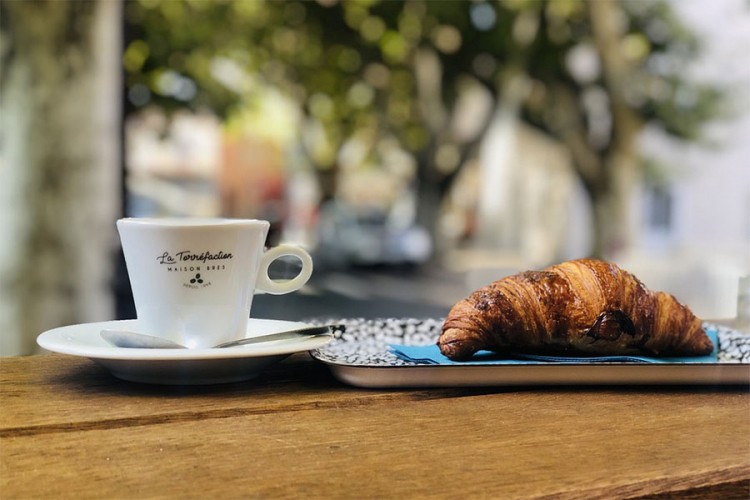 Zašto pecivo i kafa nisu najbolji izbor za doručak?
