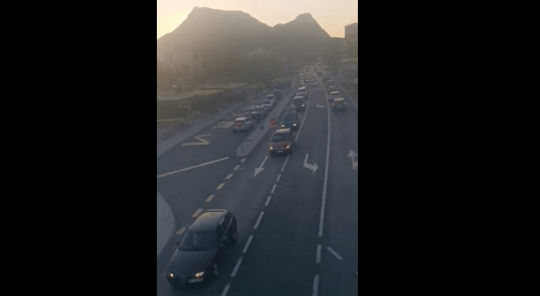 Održana auto litija u Baru