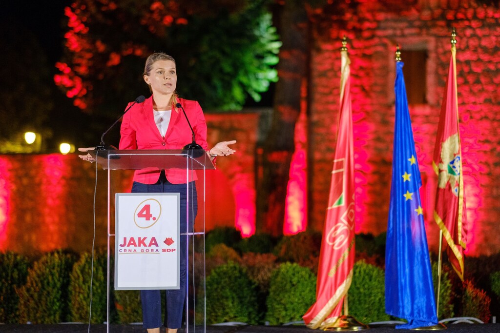 Vuksanović Stanković pisala Amfilohiju: Ne možete svoje građane nazivati nakotom, porediti sa govedima i govoriti im za koga da glasaju