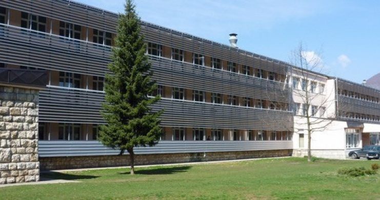 Jedna osoba preminula od koronavirusa u beranskoj bolnici, dva pacijenta na respiratoru