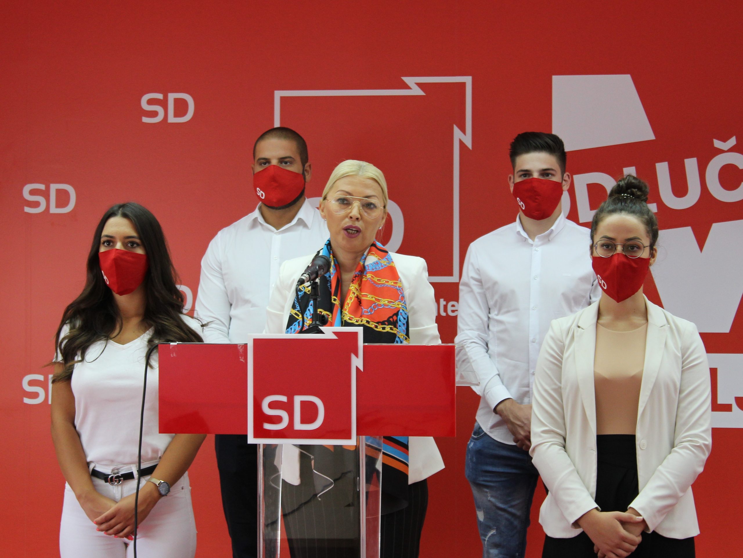 SD: Dugoročno umanjiti PDV za ugostiteljivo