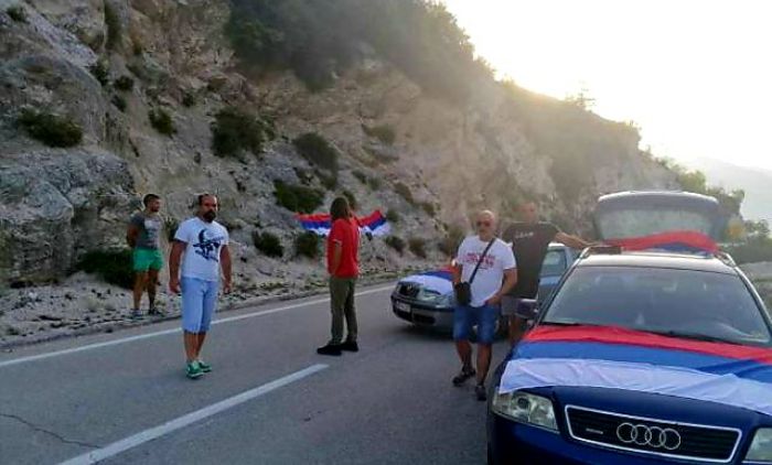 Trebinjci blokirali put ka Crnoj Gori: “Nećemo dozvoliti nikome iz regije da glasa za aktuelnu vlast”