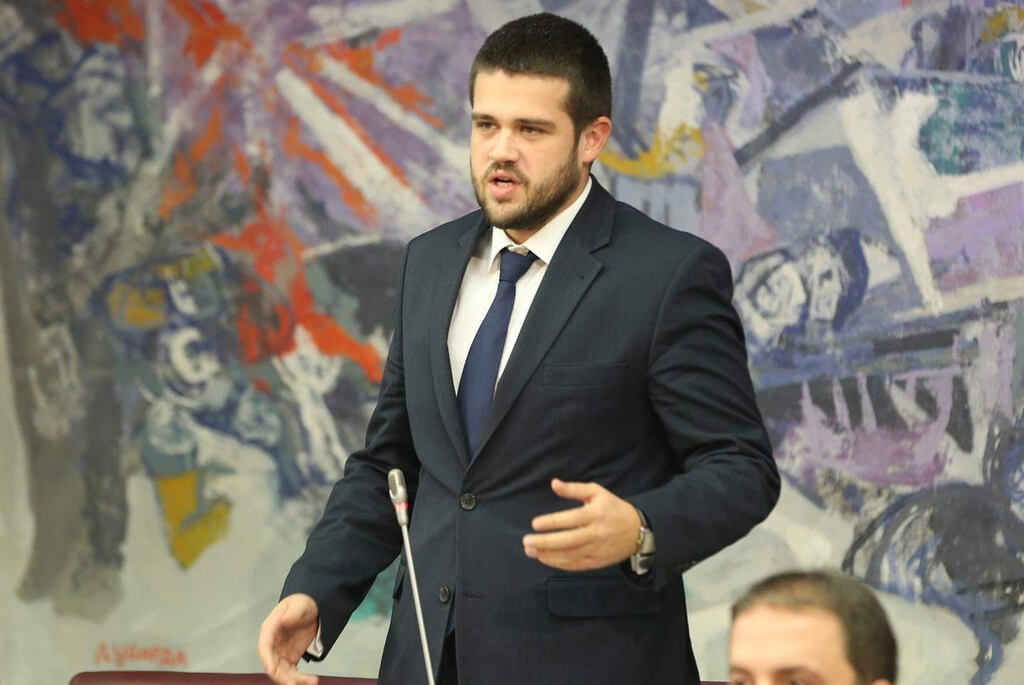 Nikolić: Nasrtanje na političke neistomišljenike i pripadnike druge vjere, neće proći dok mi vršimo vlast