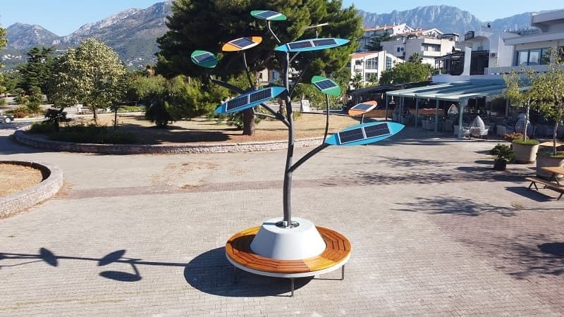 Solarno stablo nova atrakcija u Baru