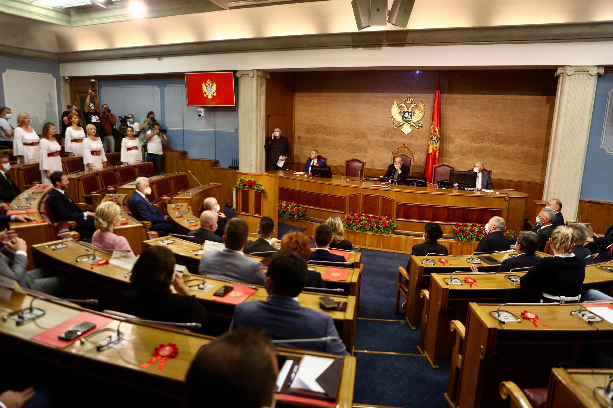 Knežević: DF najvio podršku Krivokapiću i Bečiću, u toku pauza…