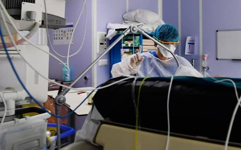 Albanija: Još 127 novooboljelih, četiri osobe preminule