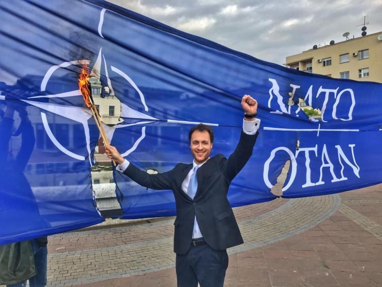(VIDEO) Kako odbraniti Crnu Goru: Dritanovi partneri obećali glasačima izlazak iz NATO, Kosovo, promjenu zastave, državnog statusa….