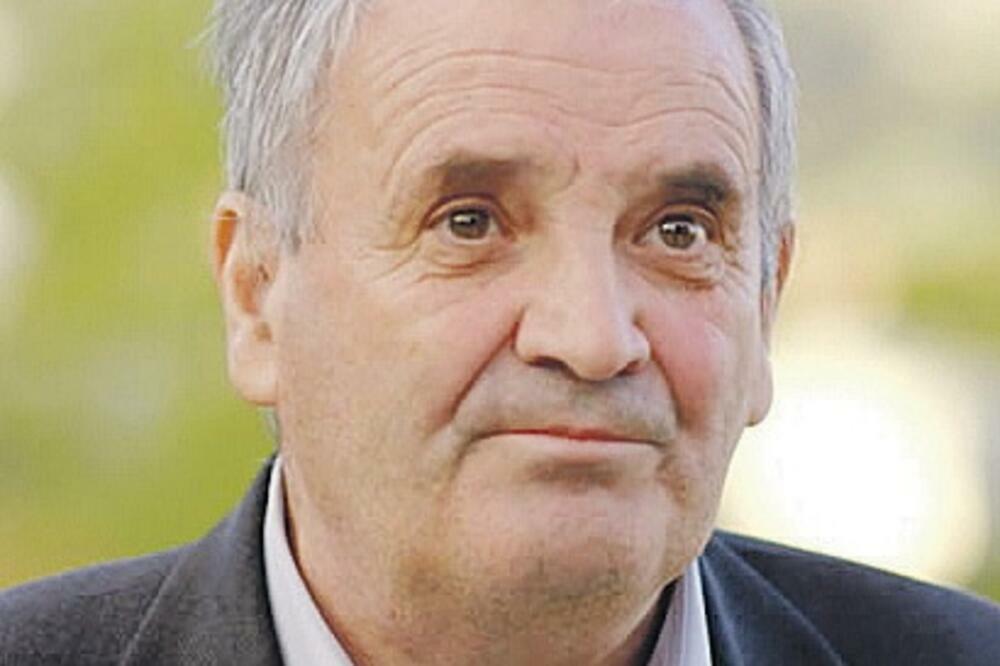 Hajduković Abazoviću: Veoma sam srećan što je vlast izgubila, i veoma nesrećan što je opozicija pobijedila!