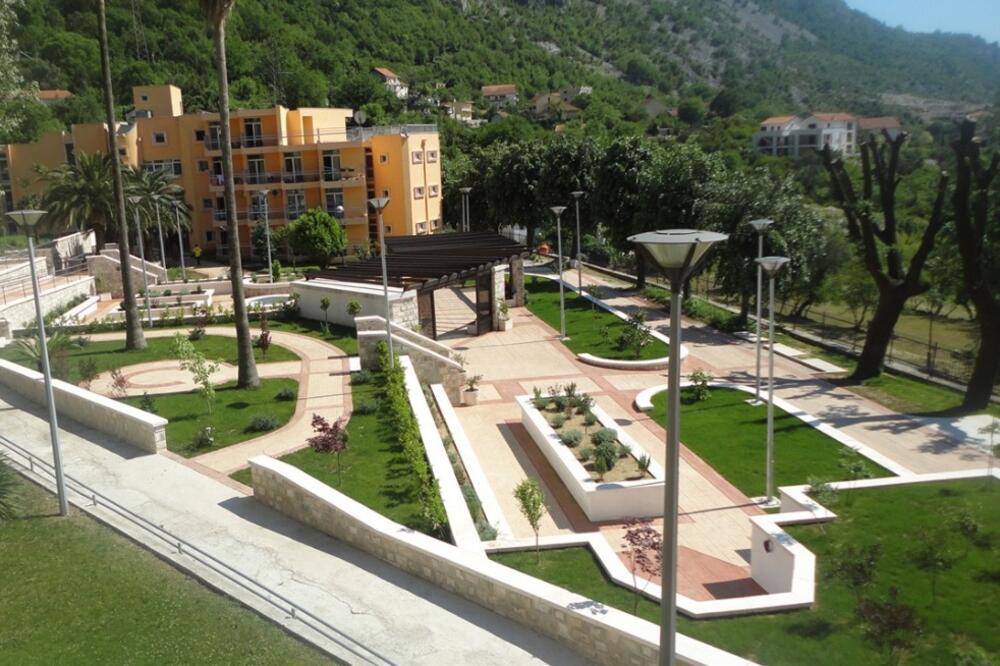 Mugoša: Došlo do prodora korona virusa u Dom za stare u Risnu, najvjerovatnije neko od zaposlenih unio infekciju