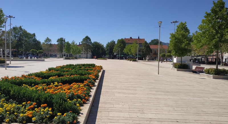Novčane kazne za kafiće u Nikšiću, nijesu poštovali mjere