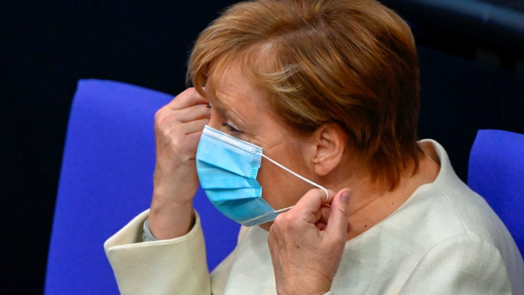 Merkel upozorila Njemce da poštuju mjere kako ne bi morali ponovo u karantin