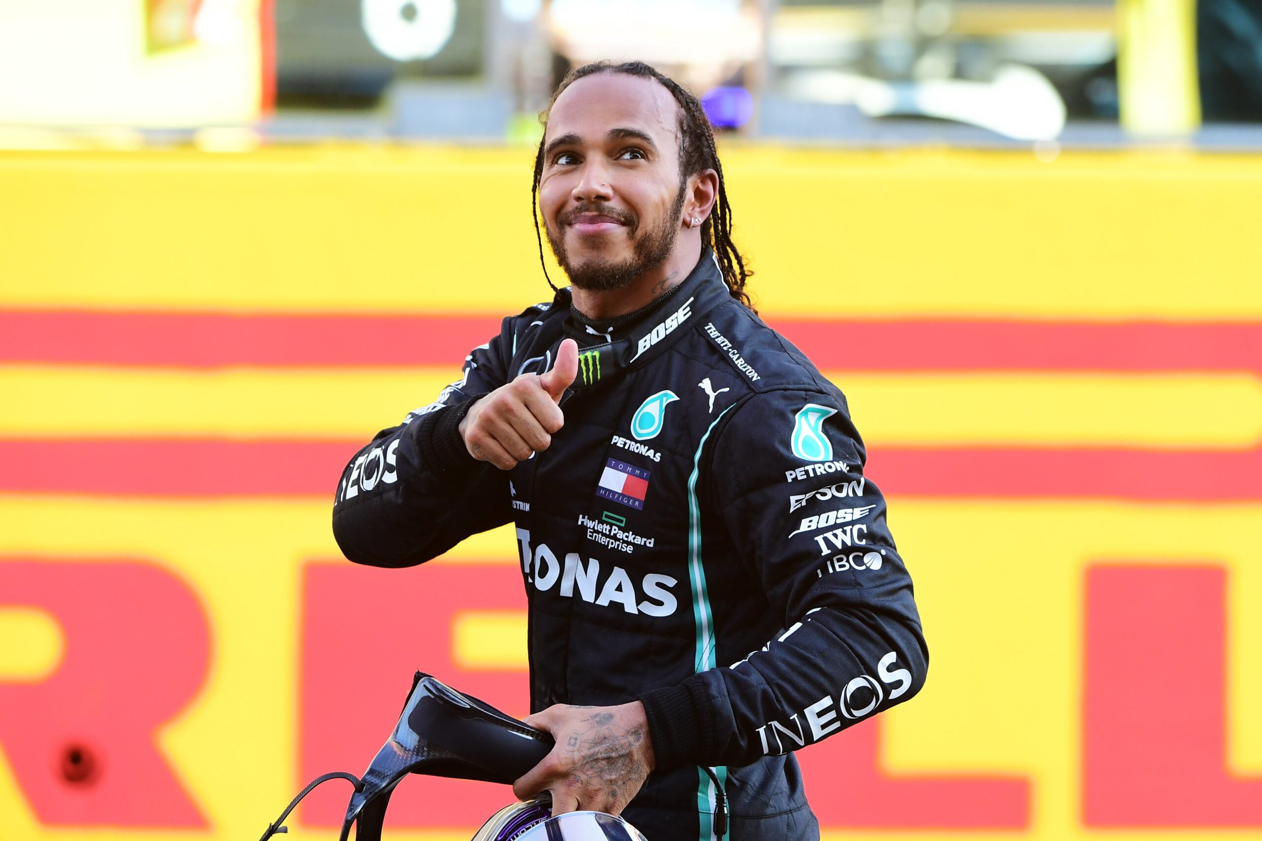 Hamilton na korak od rekorda Šumahera