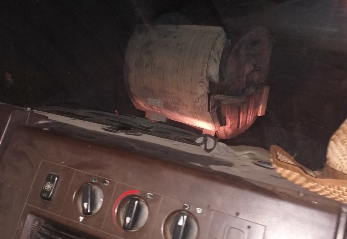 Barikade od kontejnera na putu Petnjica – Berane: Umjesto da putujem 12 kilometara, ja sam putovao više od 30
