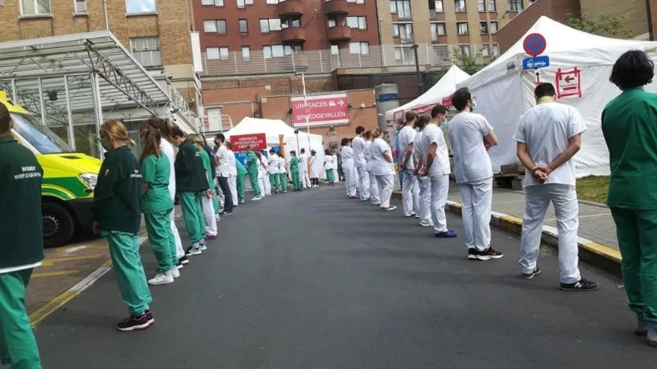 Protest zdravstvenih radnika u Briselu: Naši životi i naše bake su važniji od vašeg profita