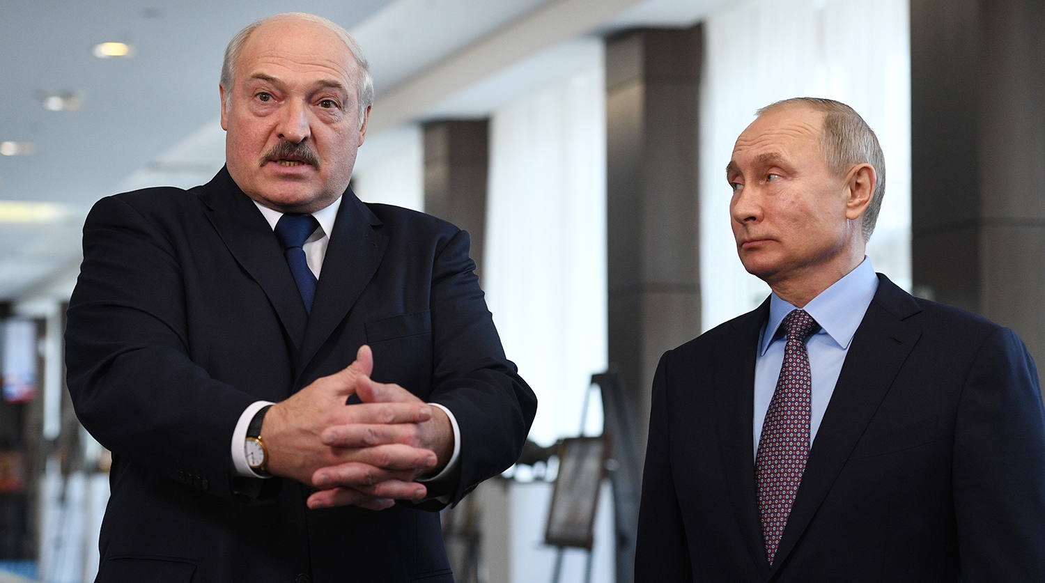 Lukašenko od Putina traži više vrsta oružja