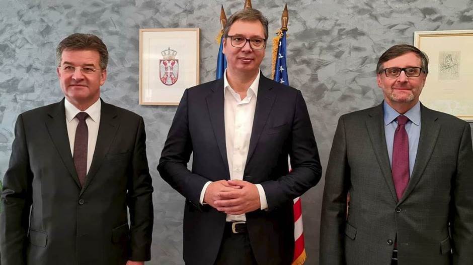 Vučić sa Palmerom i Lajčakom, vjeruje da će razgovori u Briselu dati rezultat