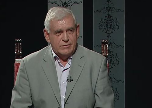 Azem Vlasi poslao poruku Dritanu Abazoviću: Ne sa crkveno-četničko-ruskom formacijom