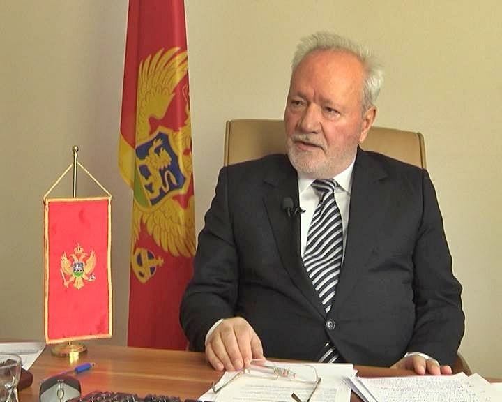 Dinoša Abazoviću: Sa tvojim potencijalnim partnerima iz DF-a Crna Gora bi nestajala