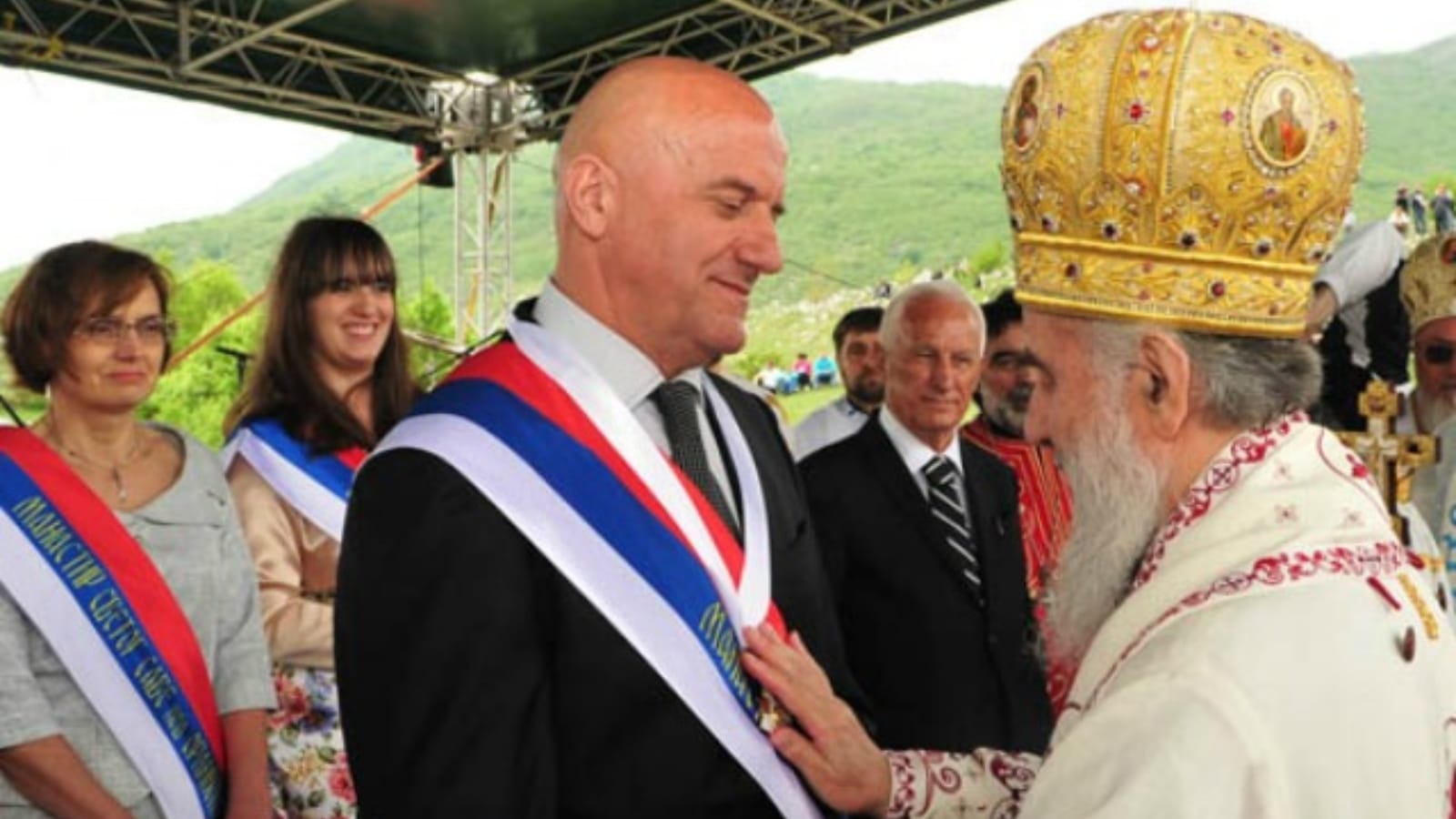 VMRO-DPMNE: Nova vlast omogućila Davidoviću zaradu od 200 miliona eura!