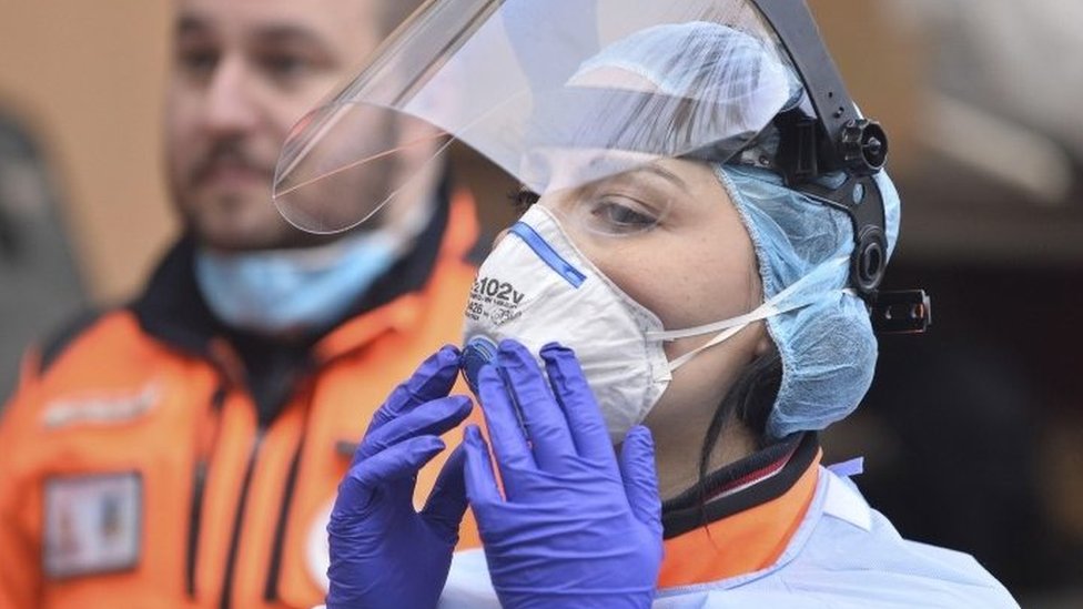 Srbija: Zvanično još 341 slučaj zaraze, raste broj pacijenata na respiratorima