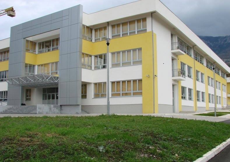 BUDVA: Jedan učenik pozitivan, u samoizolaciji dva odjeljenja Druge osnovne škole