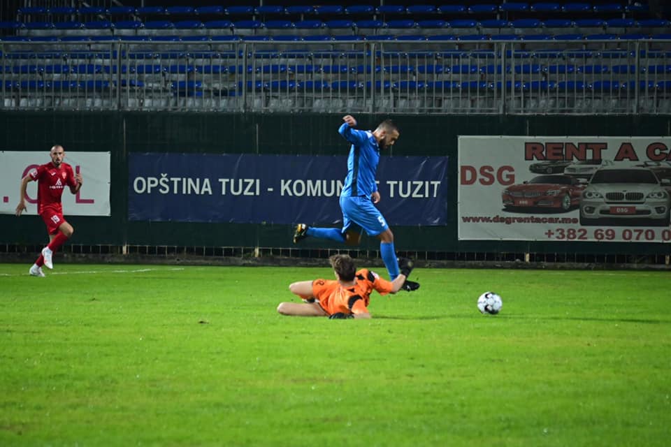 Dečić nastavio da blista, Titograd razočarao
