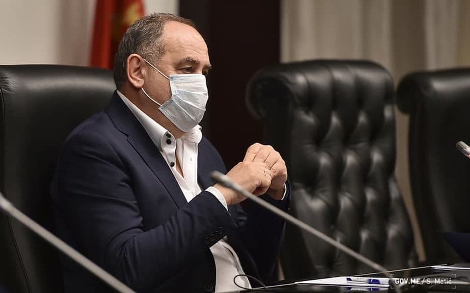 Pet Simovićevih savjetnika podnijelo ostavke