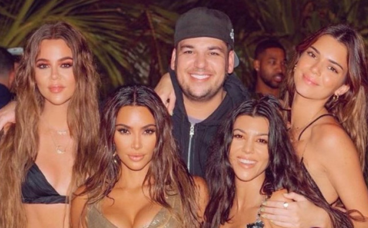 Kim Karadšijan na meti kritika zbog korona rođendana