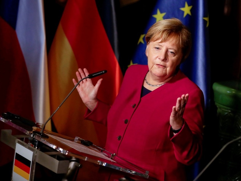 Merkel: Hitno potrebno humanitarno primirje Jermenije i Azerbejdžana