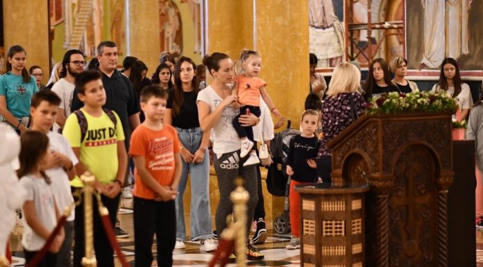 “Djeca ne trebaju da igraju političke uloge”