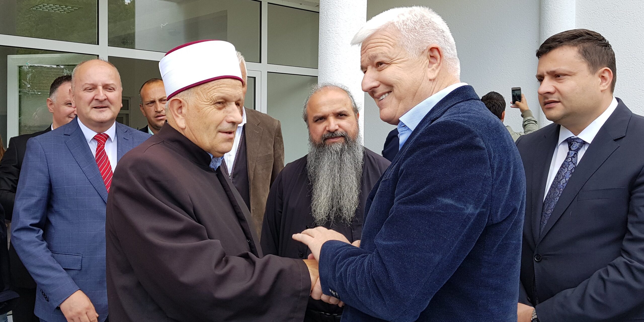 Marković: Vlada obezbijedila cjelokupan iznos za muslimansko groblje u Bijelom Polju
