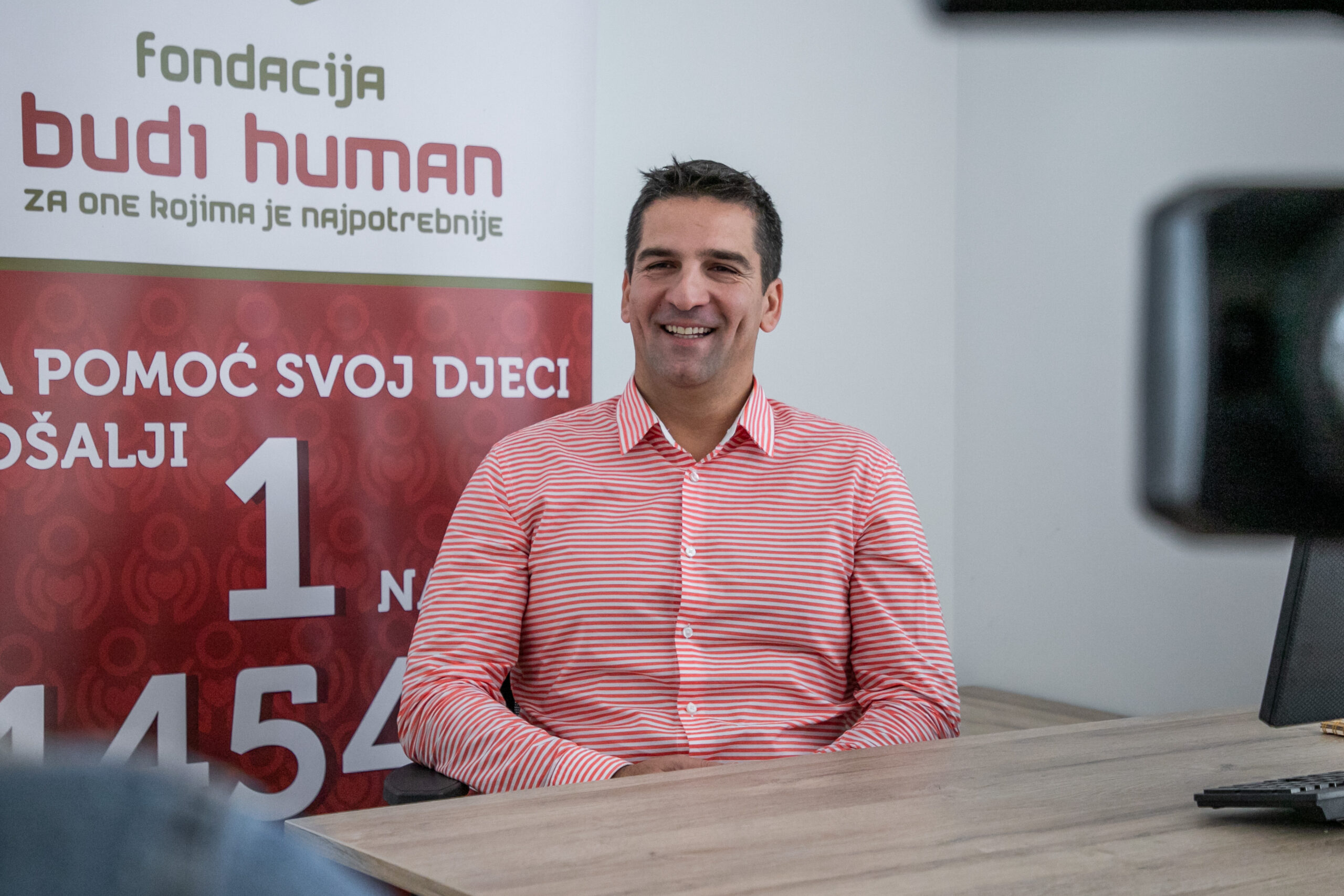 Crnogorski građani i više nego humani