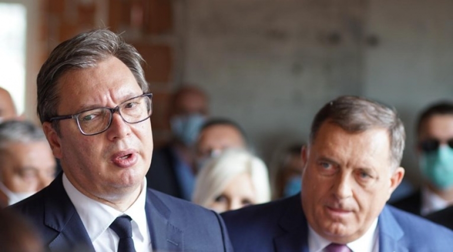 OPASNA IGRA VUČIĆA I DODIKA: „Cilj se više i ne krije – izvršiti nacionalni inženjering u Crnoj Gori i u konačnici je pripojiti Srbiji, baš kao i Republiku Srpsku…“