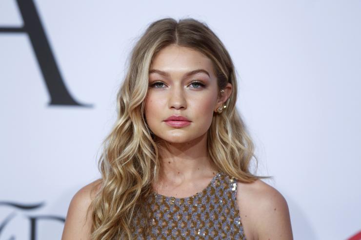 Džidži Hadid pokazala figuru mjesec dana nakon porođaja (FOTO)