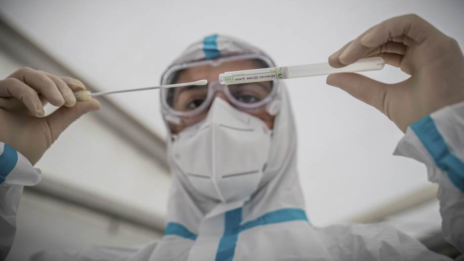 Srbija: Preminulo 47 osoba, preko tri hiljade novooboljelih