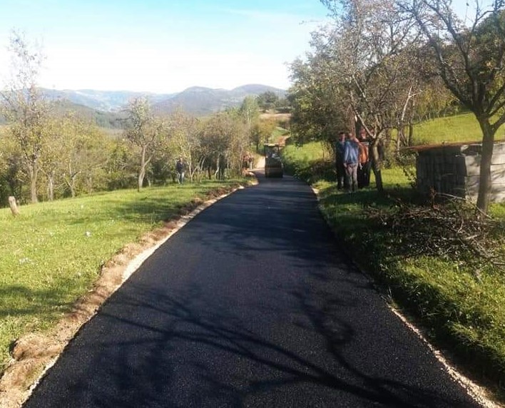 Opština Berane završila asfaltiranje pet kilometara puteva u šest sela