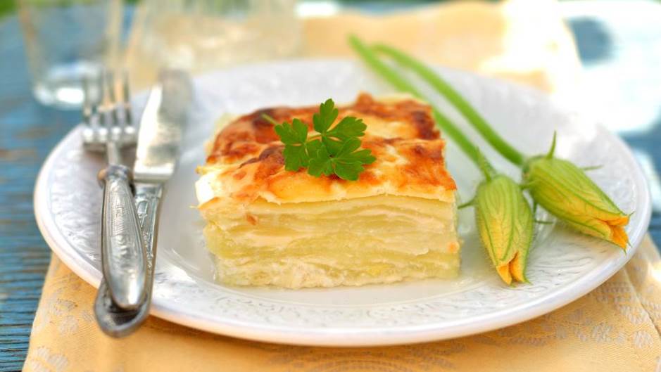 Lazanje sa tikvicama i tri vrste sira