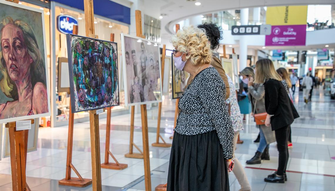 Kroz različite umjetničke forme izrazili neslaganje sa stereotipima koji su prisutni u Crnoj Gori